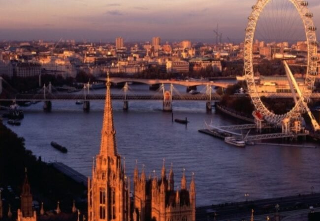 Latam Airline England Office